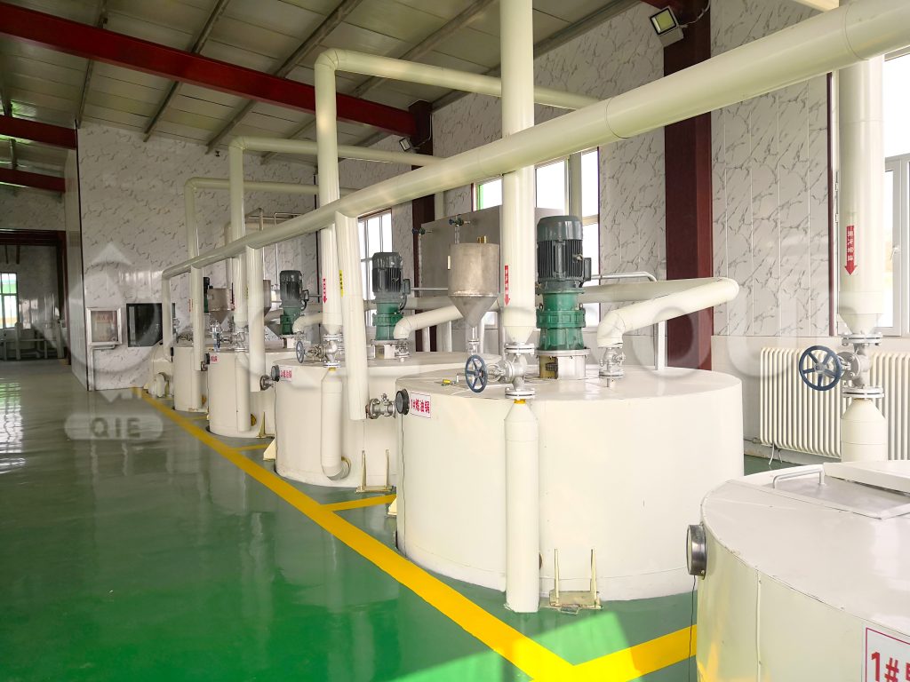 Edible oil refining equipment