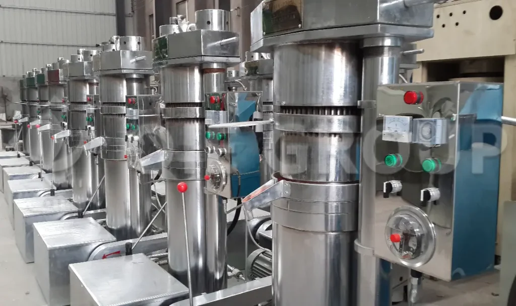 Hydraulic oil press machine
