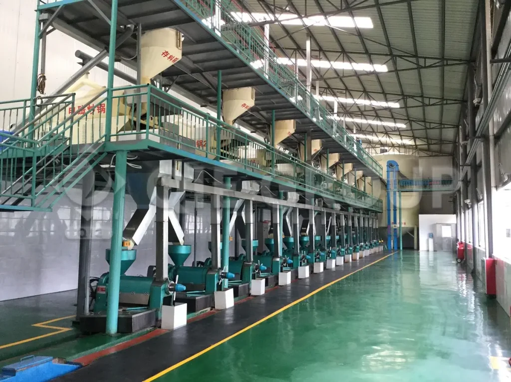 Automatic screw oil press machine with high oil yield