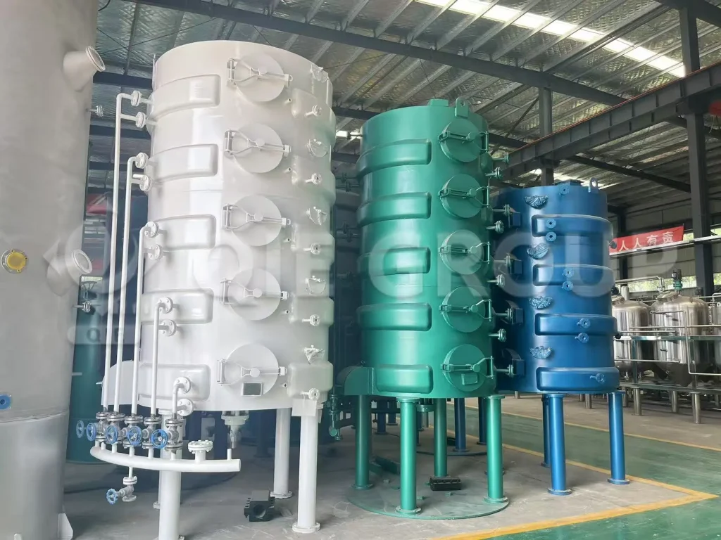 Oilseed steam cooker machine for heating and roasting oilseeds