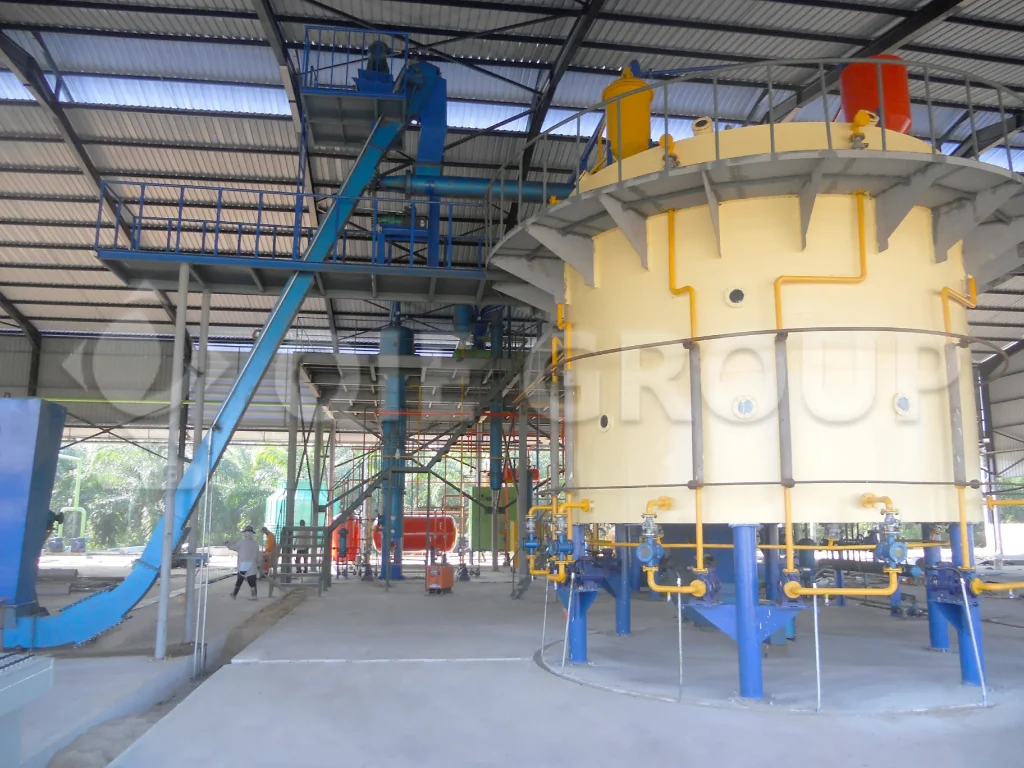 The horizontal rotary extractor is the core equipment of the extraction method for oil production, which is used to extract oil from oil using solvents.