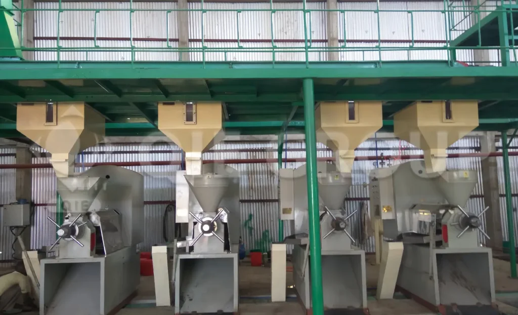 High-efficiency spiral oil press for soybean and vegetable oil processing