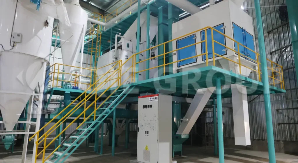 Intelligent edible oil processing equipment, integrating automatic control and energy-saving design.
