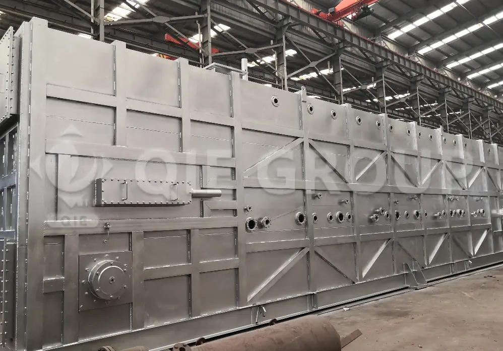 Drag chain extractor used in edible oil solvent extraction process for continuous oil recovery