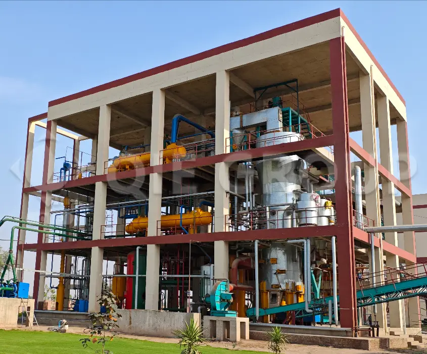 Overview of edible oil processing factory with complete production line equipment
