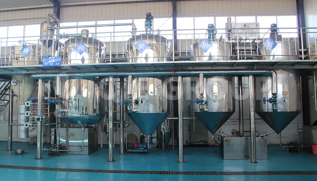 Peanut oil refining machinery ensuring color improvement and impurity removal
