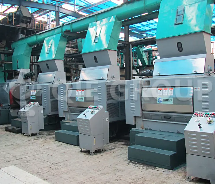 Copra flaking machine for crushing and flattening copra to improve oil extraction efficiency