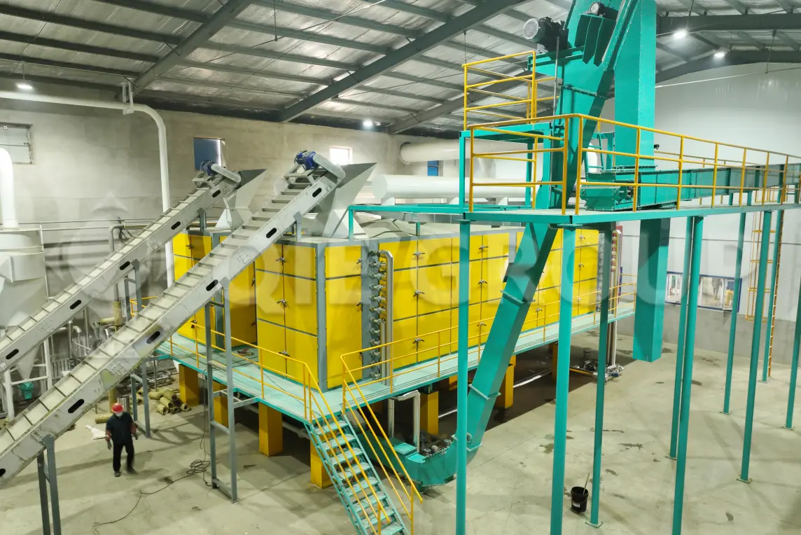 Soybean oil solvent extraction workshop with automated extraction system