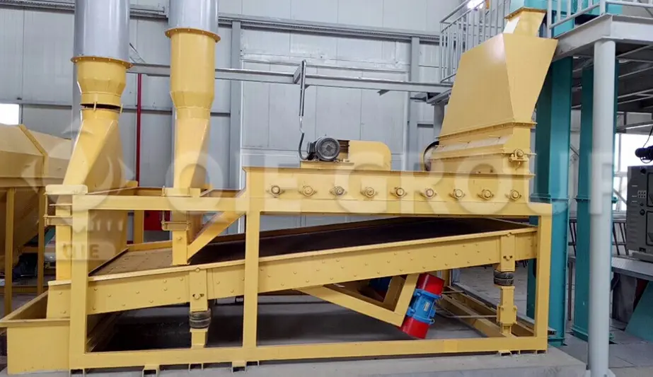 Cottonseed delinting system for removing lint and improving pretreatment efficiency