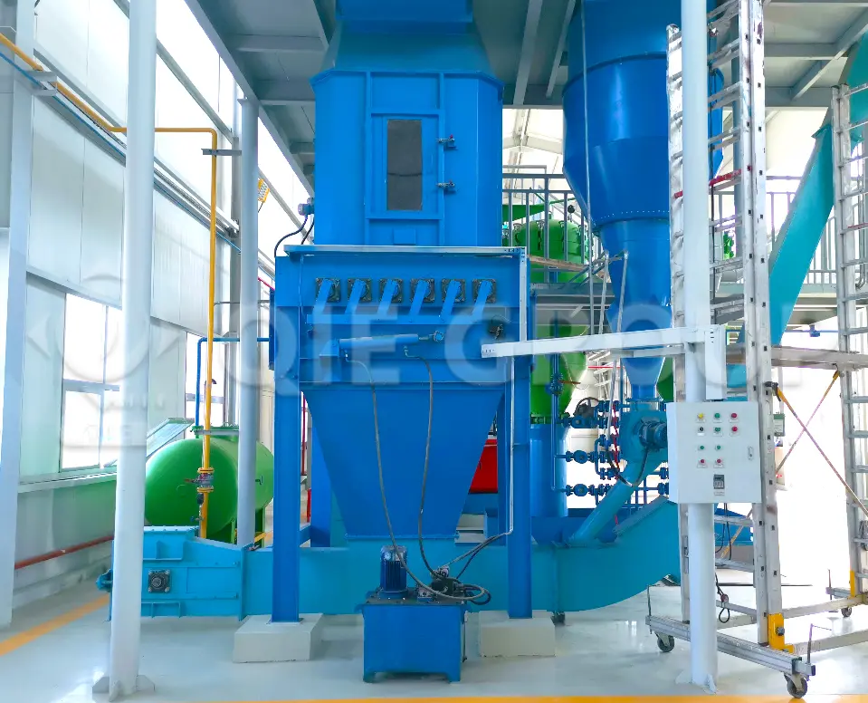 Cottonseed pretreatment workshop equipped for cleaning, flaking, and conditioning before oil extraction