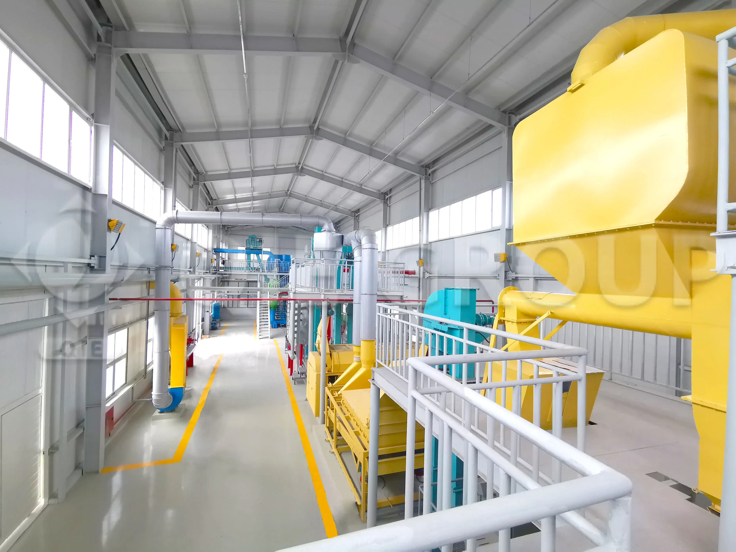Edible oil preprocessing workshop with cleaning, dehulling, and conditioning equipment