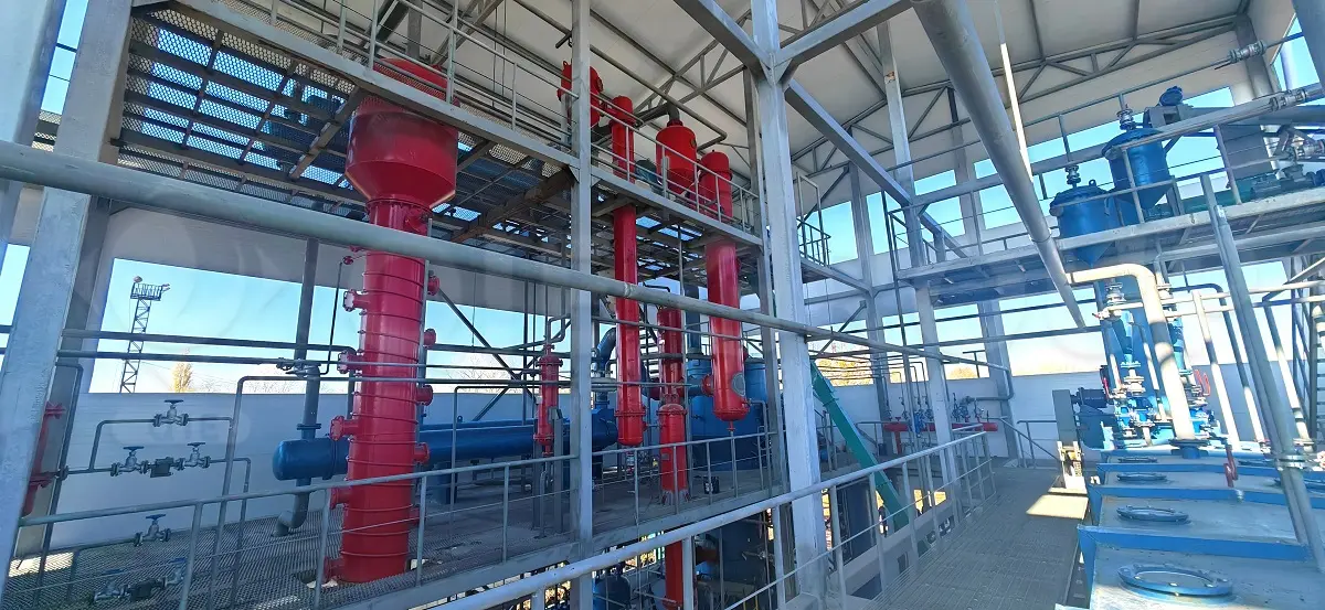 Sunflower oil solvent extraction system for efficient edible oil processing plant