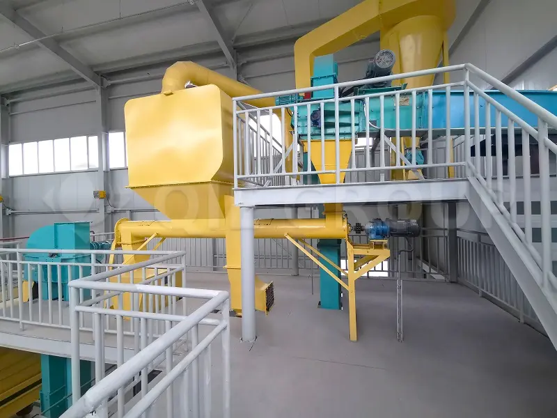 Oilseed pretreatment processing line including cleaning, cracking, flaking, cooking, and conditioning before pressing or solvent extraction